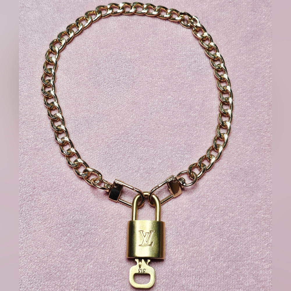 Louis Vuitton Gold Brass Lock and Key With Chain